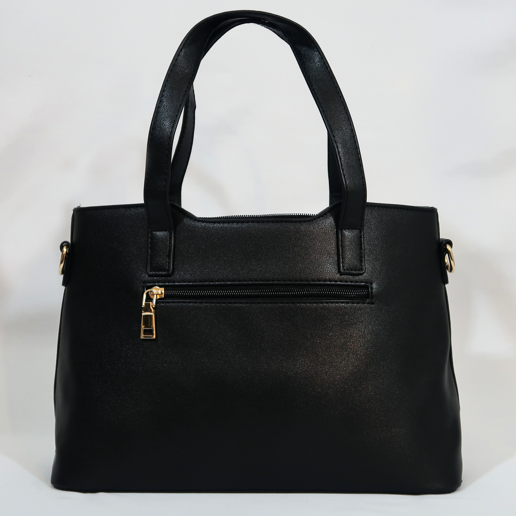 Lemans Black - Traci Monro